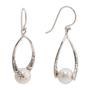 ANNIKA WITT Made In Bali Sterling Silver Captured Shell Pearl Teardrop Earrings